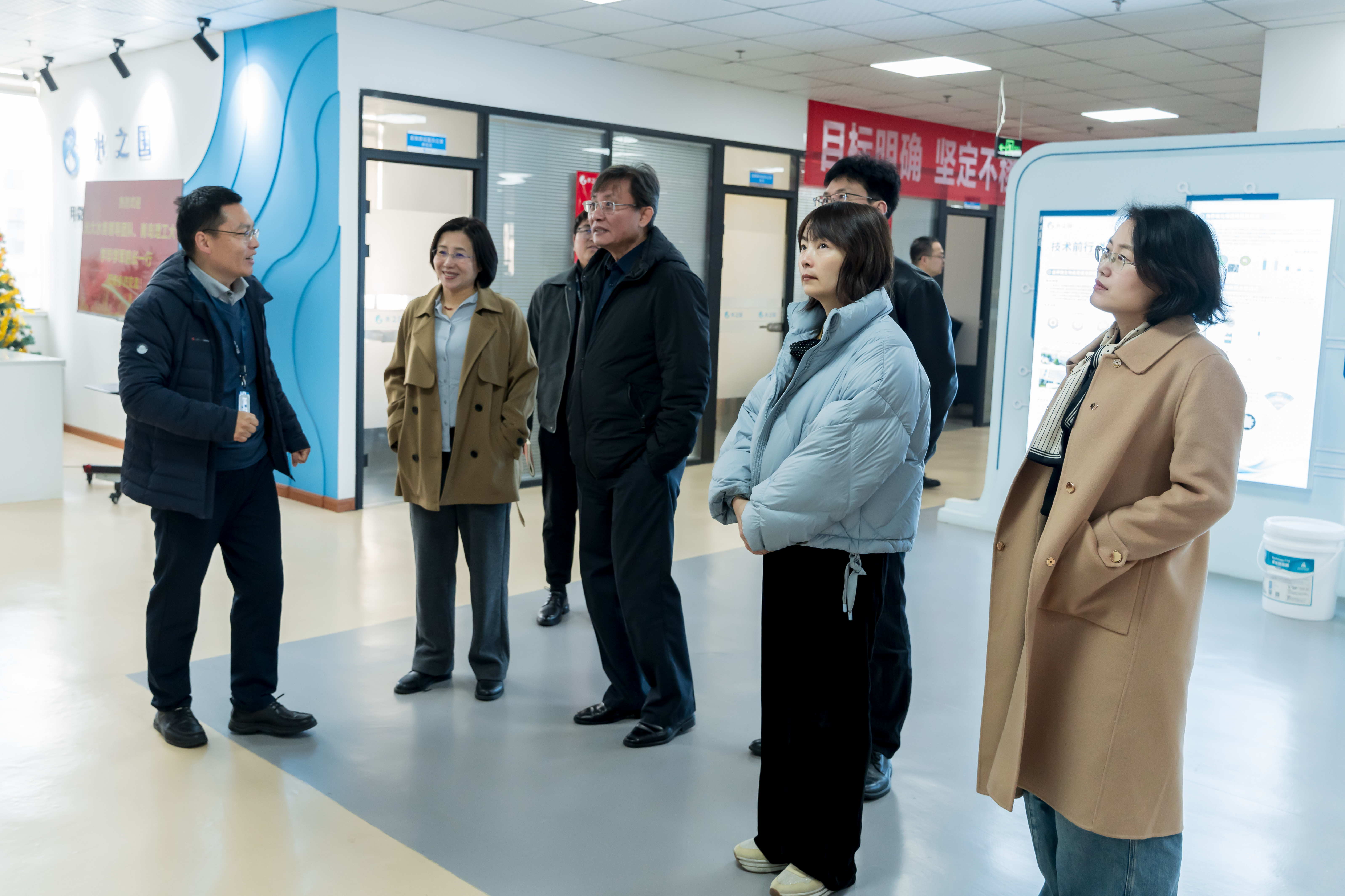 深入污水科技前沿，青岛理工&光大水务莅临RT电子参观交流！